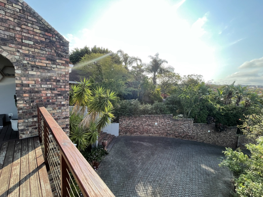 5 Bedroom Property for Sale in Vincent Heights Eastern Cape
